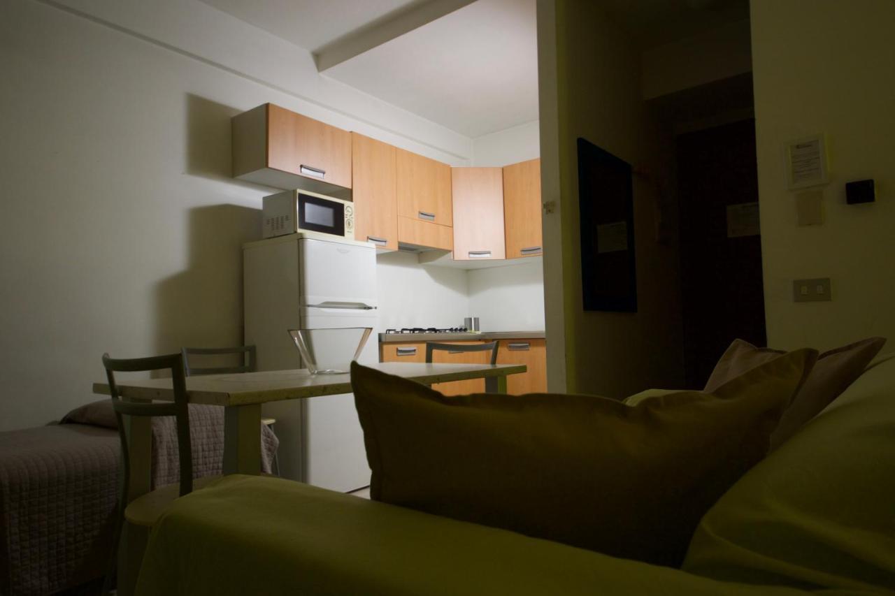 Parmigianino Aparthotel 3*